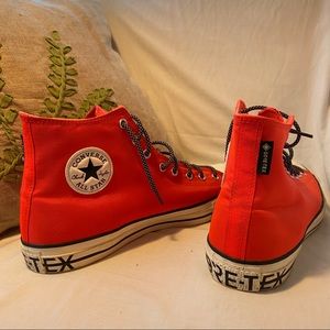 Converse x Goretex waterproof Chucks. Size 13